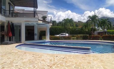 VENTA DE CASA EN SAN JERONIMO