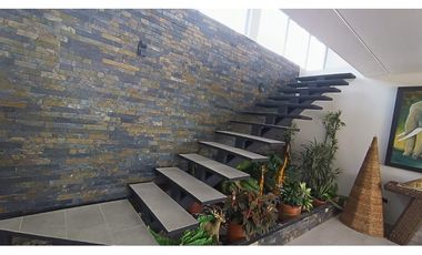 VENTA DE CABAÑA MODERNA EN SAN JERONIMO