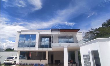 VENTA DE CASA EN SAN JERONIMO
