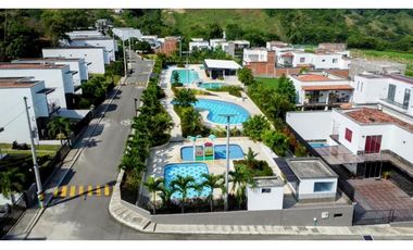 Venta De Casa En Condominio Sopetran