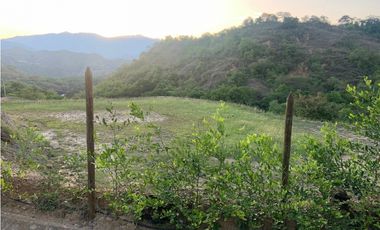 VENTA DE LOTE EN PARCELACIÓN SOPETRAN