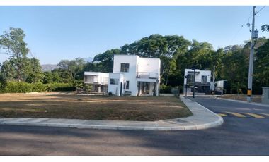 VENTA DE LOTE EN CONDOMINIO SOPETRAN