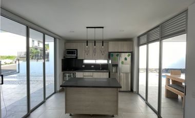 Venta De Casa En Condominio Sopetran