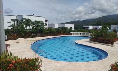 Venta De Casa En Condominio Sopetran