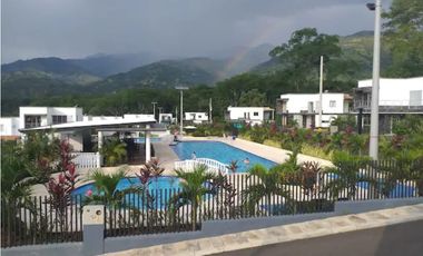 Venta De Casa En Condominio Sopetran