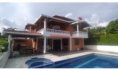 VENTA DE FINCA DENTRO DE PARCELACION EN  SAN JERONIMO