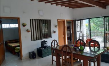 VENTA DE CASA EN UNIDAD SOPETRAN