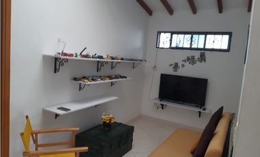 VENTA DE CASA EN UNIDAD SOPETRAN
