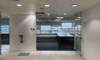 Oficina en Arriendo en Edificio Palladio /Metro Pedro de Valdivia