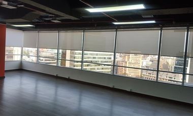 Oficina en Arriendo en Edificio Palladio /Metro Pedro de Valdivia
