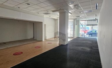 Se Renta Local Comercial Sobre Calzada de la Viga