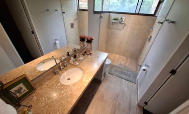 APARTAMENTO EN VENTA UBICADO EN EL POBLADO SECTOR LOMA DE LOS GONZALEZ