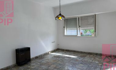 Casa  en Venta Villa Luzuriaga / La Matanza (B110 1090)