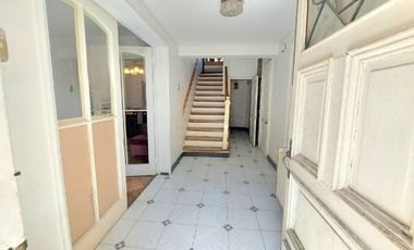 Ideal familia grande o uso comercial / 11D / 5B / 5E