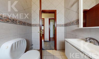 CASA DE 3 DORMITORIOS CON PILETA EN VENTA ARTURO SEGUI, LA PLATA