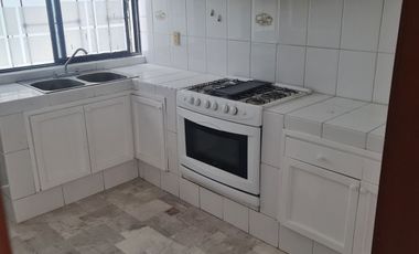 Casa en renta en Corregidora Querétaro cerca universidad EBC