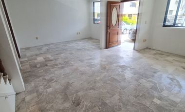 Casa en renta en Corregidora Querétaro cerca universidad EBC