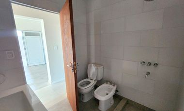 Casa en Jardines de Esther, Pueblo Esther con servicios