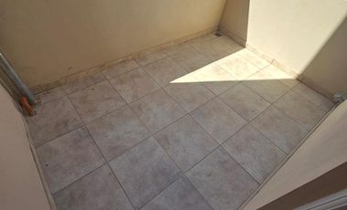 DUPLEX 4 AMB. A ESTERENAR CON PATIO Y GARAGE