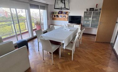 Departamento en alquiler, 5 ambientes con Dependencia en Palermo