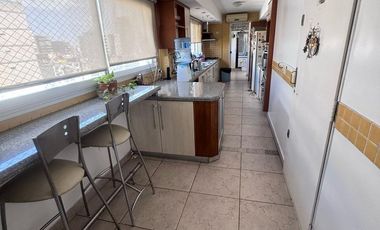 Departamento en alquiler, 5 ambientes con Dependencia en Palermo
