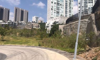 TERRENO INIGUALABLE EN BOSQUE REAL