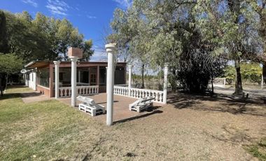 Complejo de viviendas en venta - 2 Casas - 2.335Mts2 - San Rafael