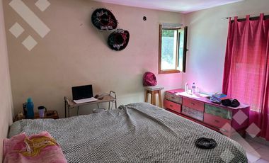 En venta, Casa de 2 Dormitorios en planta baja, B° Proyecto Joven, Plottier