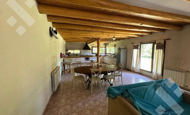 En venta, Casa de 2 Dormitorios en planta baja, B° Proyecto Joven, Plottier
