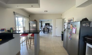 Casa en  Alquiler en Campos de Roca II