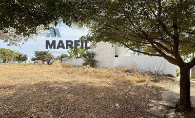 Terreno Residencial en Venta de 300m2 Norte de Colima Cerca Av Constitución