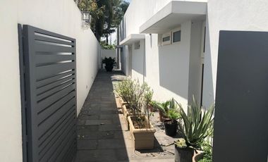 CASA EN RENTA EN LOMAS ALTAS