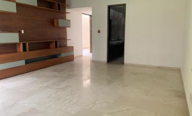 CASA EN RENTA EN LOMAS ALTAS