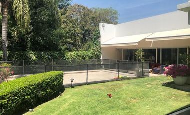 CASA EN RENTA EN LOMAS ALTAS