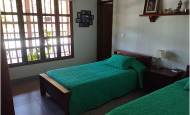 Venta de finca en vereda Altos del Mercado, Marinilla