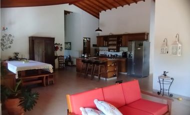 Venta de finca en vereda Altos del Mercado, Marinilla