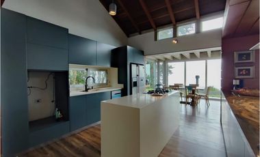 Venta Casa campestre Poblado las Palmas