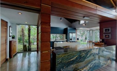 Venta Casa campestre Poblado las Palmas