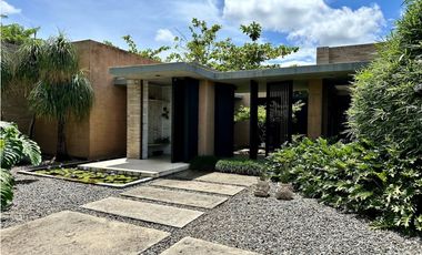 Casa campestre con diseño exclusivo en Cerritos - Pereira