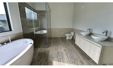 Casa campestre a la venta en Combia