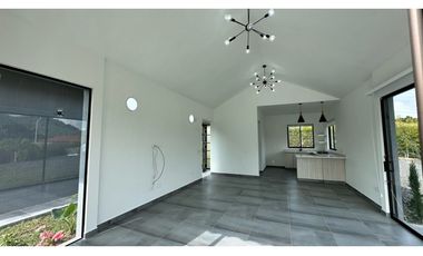 Casa campestre a la venta en Combia