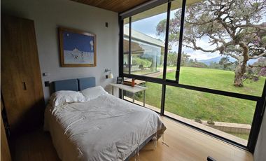 Casa para Venta en Medellín Alto de Palmas