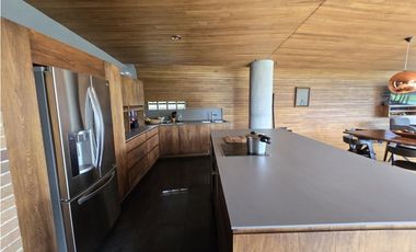 Casa para Venta en Medellín Alto de Palmas