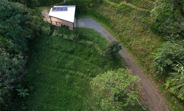 CASA CAMPESTRE EN VENTA VIA CALI-YUMBO DAPA
