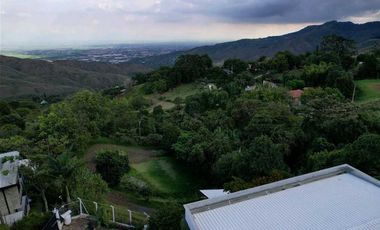 CASA CAMPESTRE EN VENTA VIA CALI-YUMBO DAPA
