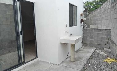 Casa en renta en Fracc. La Querencia. VERACRUZ, VER. CLUSTER PRIVADO CON ALBERCA