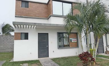 Casa en renta en Fracc. La Querencia. VERACRUZ, VER. CLUSTER PRIVADO CON ALBERCA