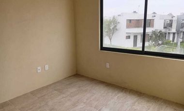 Casa en renta en Fracc. La Querencia. VERACRUZ, VER. CLUSTER PRIVADO CON ALBERCA