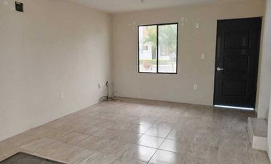 Casa en renta en Fracc. La Querencia. VERACRUZ, VER. CLUSTER PRIVADO CON ALBERCA