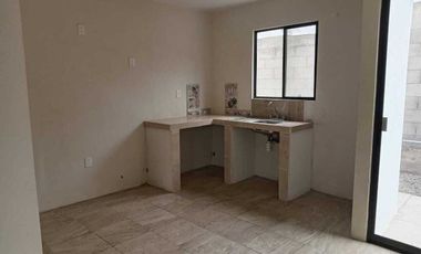 Casa en renta en Fracc. La Querencia. VERACRUZ, VER. CLUSTER PRIVADO CON ALBERCA